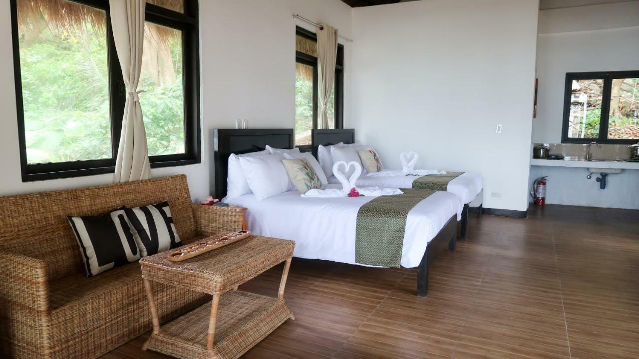 Moon Beach Villas El Nido Exteriör bild