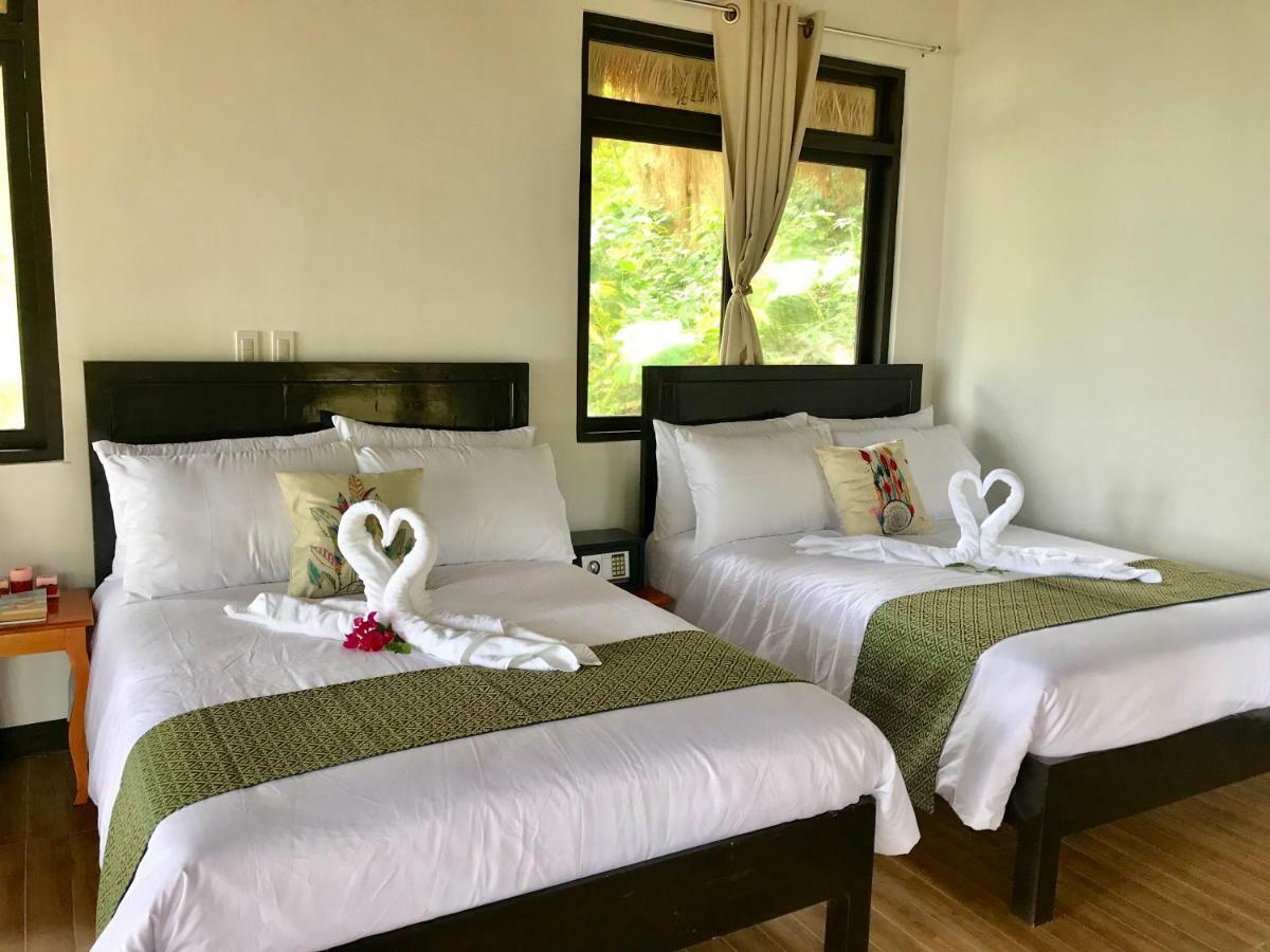 Moon Beach Villas El Nido Exteriör bild