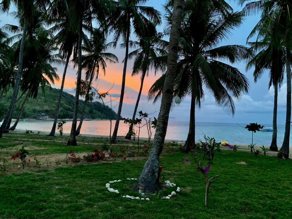 Moon Beach Villas El Nido Exteriör bild