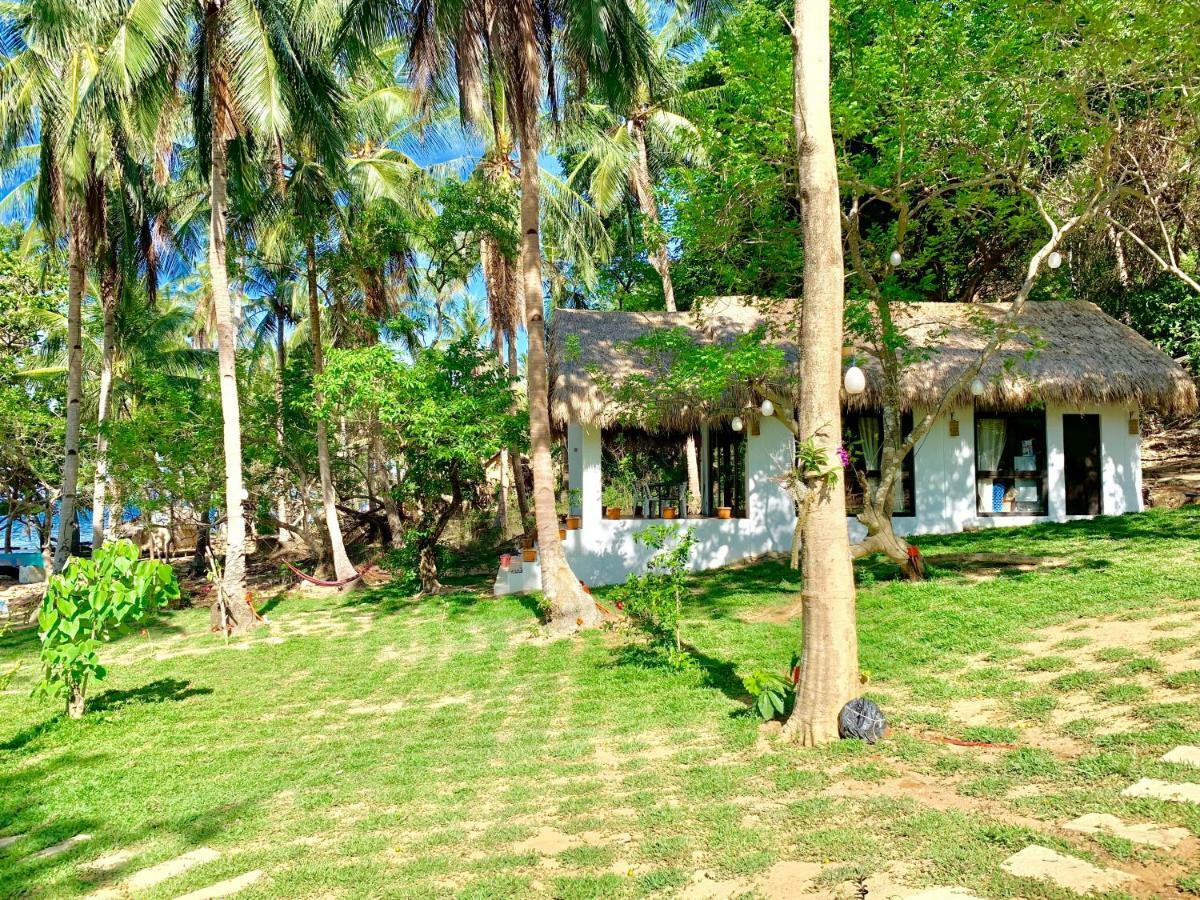 Moon Beach Villas El Nido Exteriör bild