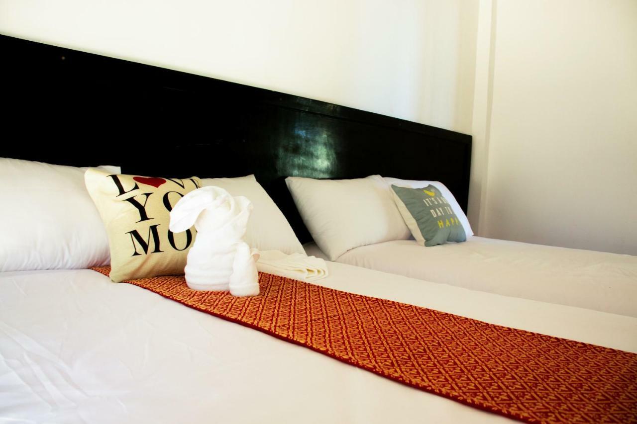 Moon Beach Villas El Nido Exteriör bild